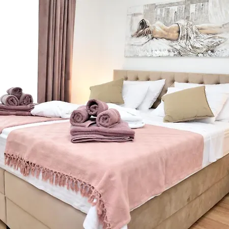 Hotel Paola
