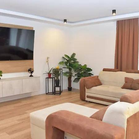 Paola Hotel Biograd Na Moru